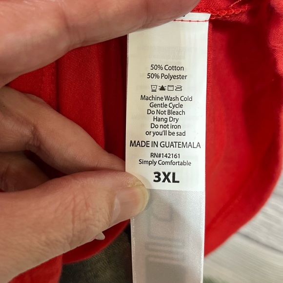 LuLaRoe 3XL Christmas Liv top with TC2 Christmas leggings - Picture 7 of 14